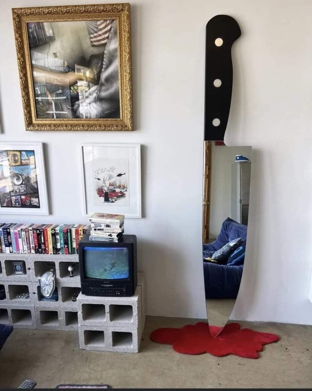 Aesthetic Knife Mirror